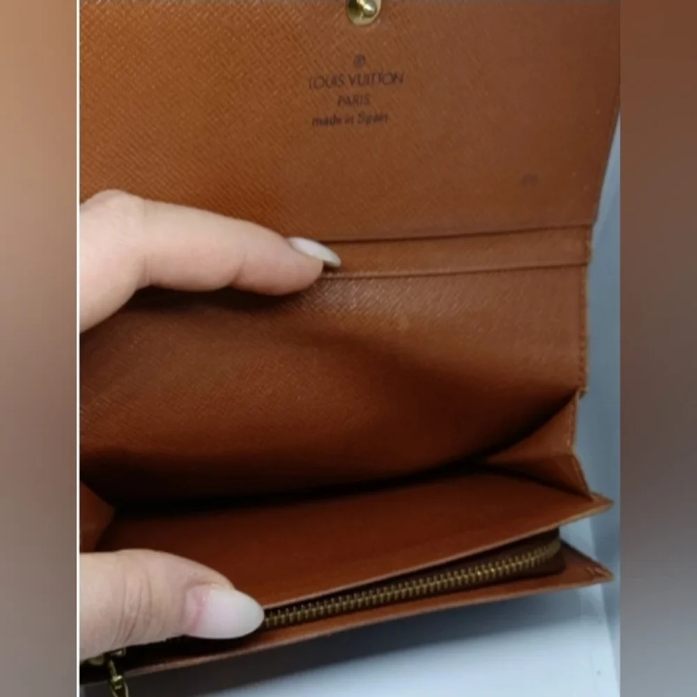 Louis Vuitton wallet - Picture 9 of 14